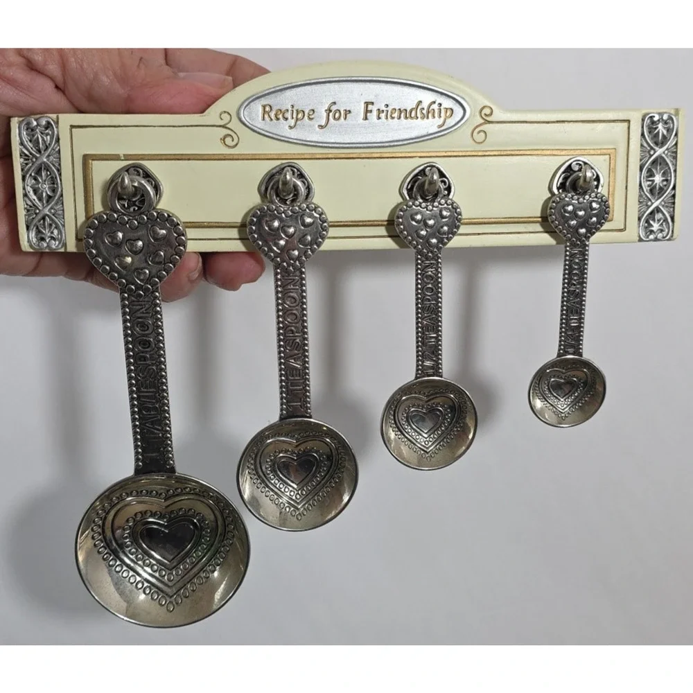 Heart Themed 4 Piece‎ Measuring Spoon Set 1 TBLS, 1 TSP, 1/2 TSP, 1/4 TSP